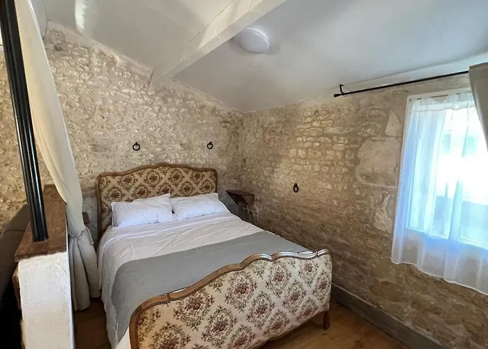 Maison En Pierres, Calme Et Authenticite Vendeenne Prázdninový dům *